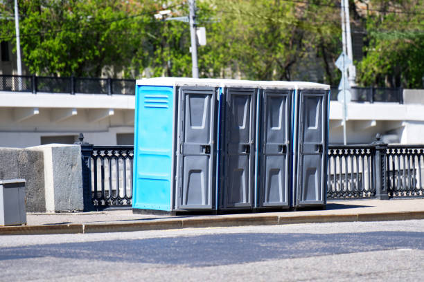 Best Portable restroom trailer rental  in Yacolt, WA